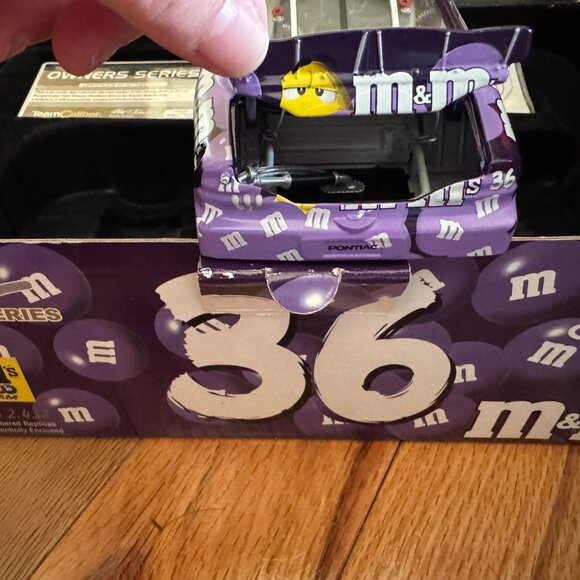 TEAM CALIBER 1:24 #36 K SCHRADER M&M Owner's Series Brand New Limited to 2,438 - Picture 11 of 11